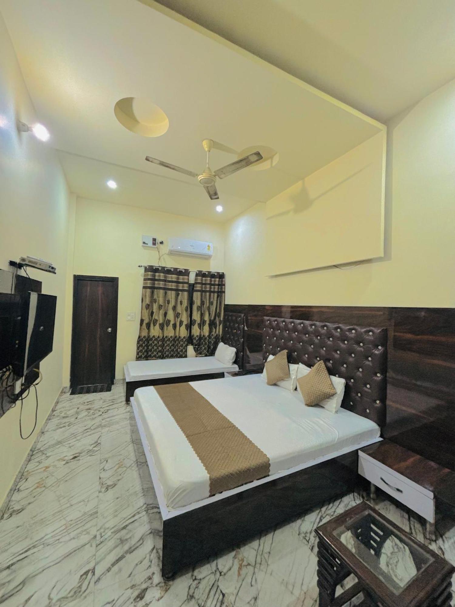 Shiv Shankar Guest House Amritsar Exterior photo